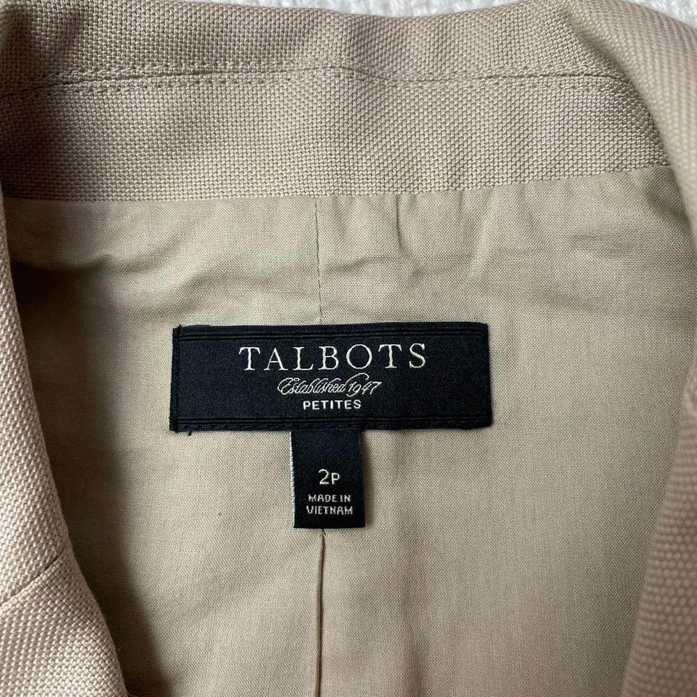 TALBOTS Petites Beige Jacket/Blazer | Size 2P - Picture 8 of 11